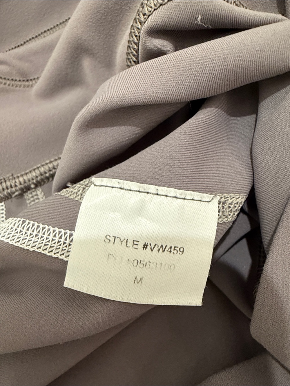 Vuori Gray Daily Leggings with Side Stripes - Size Medium - Picture 5 of 8